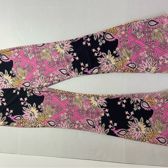 No boundary’s Jr. XL Retro Boho Bellbottom Pants or Loungers Floral Pink - Picture 10 of 11